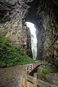 重庆必冲 10 个地方！没去过这 5 个等于白来，第 6 个看大自然鬼斧神工！