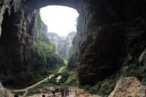 重庆必冲 10 个地方！没去过这 5 个等于白来，第 6 个看大自然鬼斧神工！