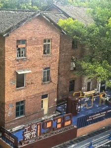 重庆必冲 10 个地方！没去过这 5 个等于白来，第 6 个看大自然鬼斧神工！