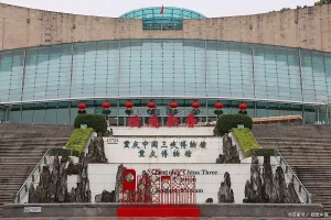 重庆必冲 10 个地方！没去过这 5 个等于白来，第 6 个看大自然鬼斧神工！